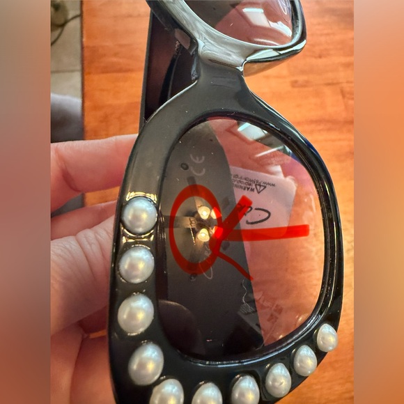 Circus NY by Sam Edelman Womens Large Square Sunglasses with Pearl Detail - Picture 10 of 12